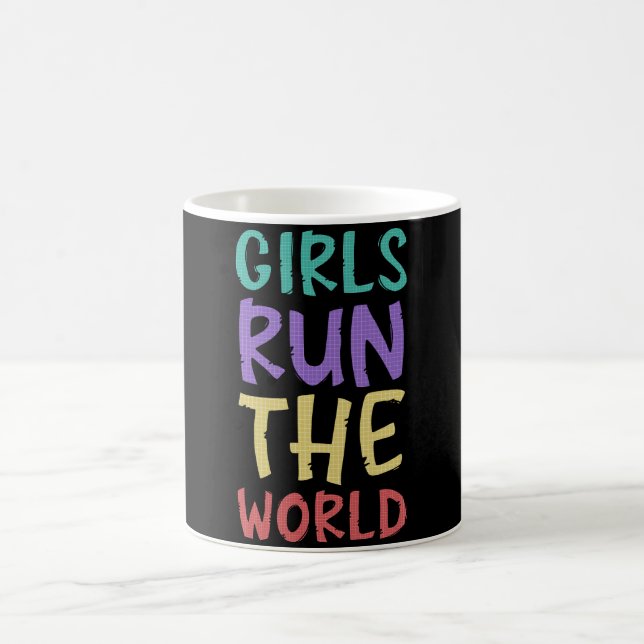Taza De Café Chicas Dirigen A La Feminista Mundial (Centro)