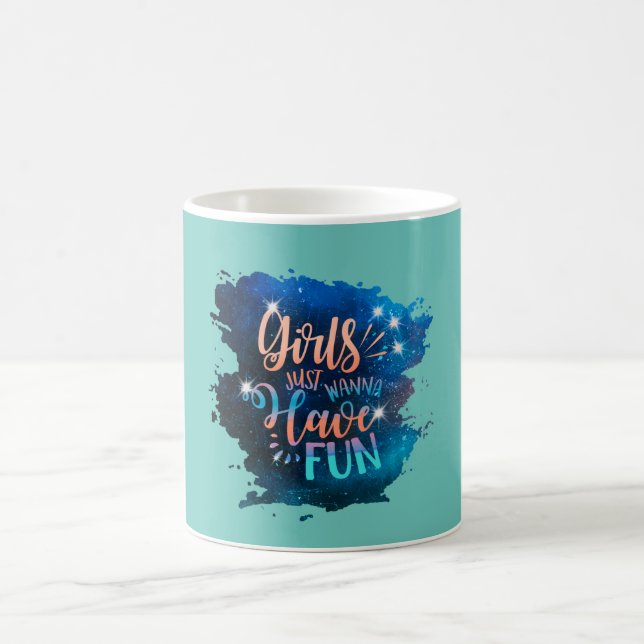 Taza De Café Chicas solo quieren divertirse (Centro)