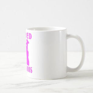 TAZA DE CAFÉ CHICAS Y ARMAS