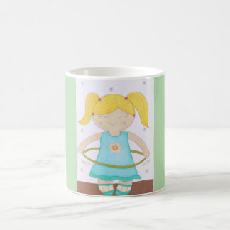 Taza De Café Child playing with a hula hoop