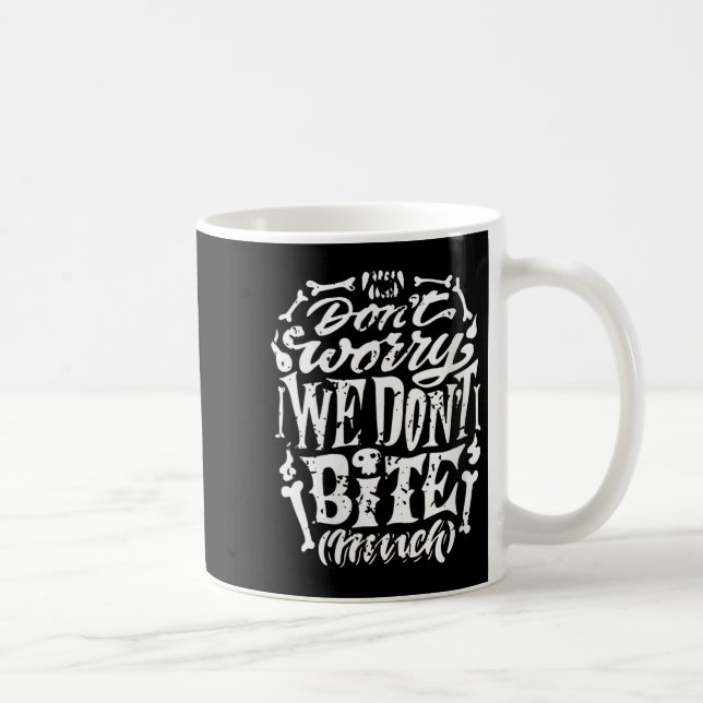 Taza De Café Chiste de esqueleto divertido de las mujeres no mo (Derecha)