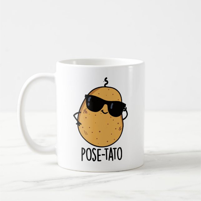 Taza De Café Chiste de Patata Divertida Posando (Izquierda)