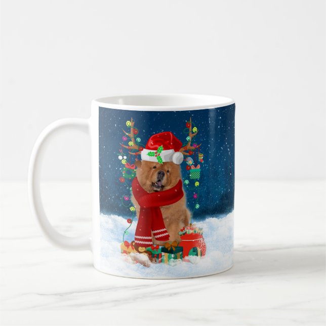 Taza De Café Chow Chow Dog en nieve con regalos de Navidades (Izquierda)