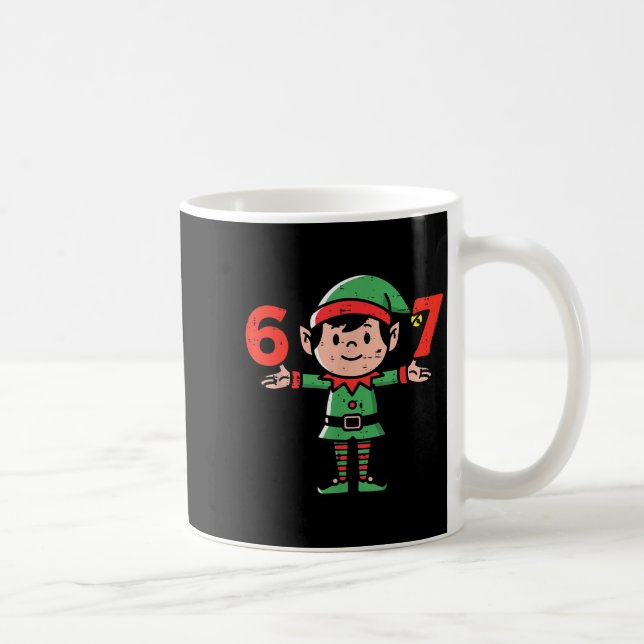 Taza De Café Christmas Elf 67 Cute Xmas 6 7 Meme Gen Alpha Boys (Derecha)