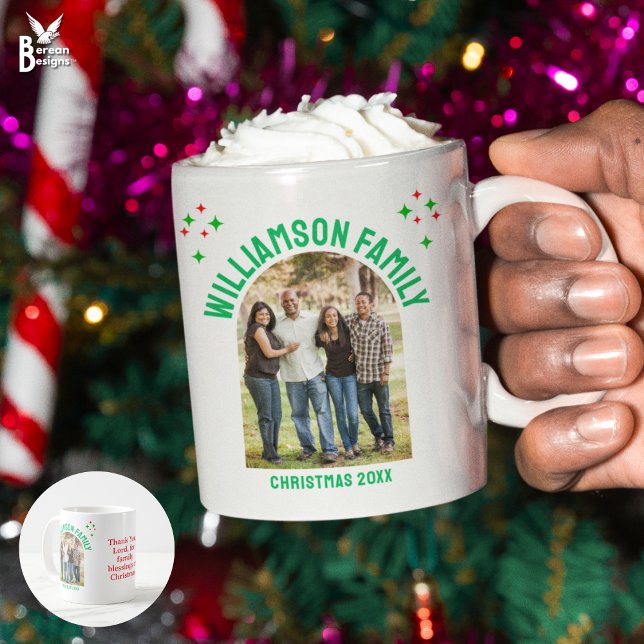 Taza De Café CHRISTMAS FAMILY REUNION Group Souvenir Photo (Christmas Family Reunion Photo mug with customizable photo and text to celebrate the festivities)