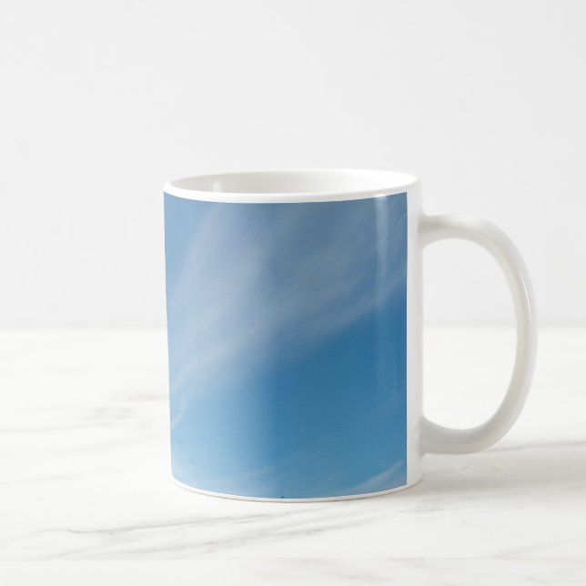 Taza De Café Cielo azul y nubes blancas (Derecha)