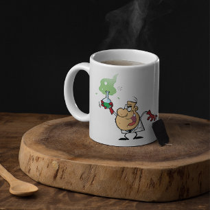 Taza De Café Científico Loco Sosteniendo Matraz Burbujeante Cie