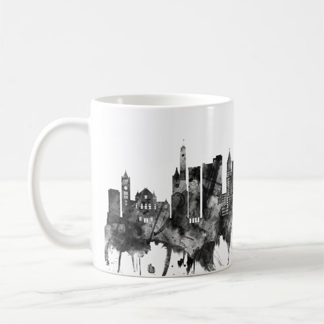 Taza De Café Cincinnati Ohio Skyline BW (Izquierda)