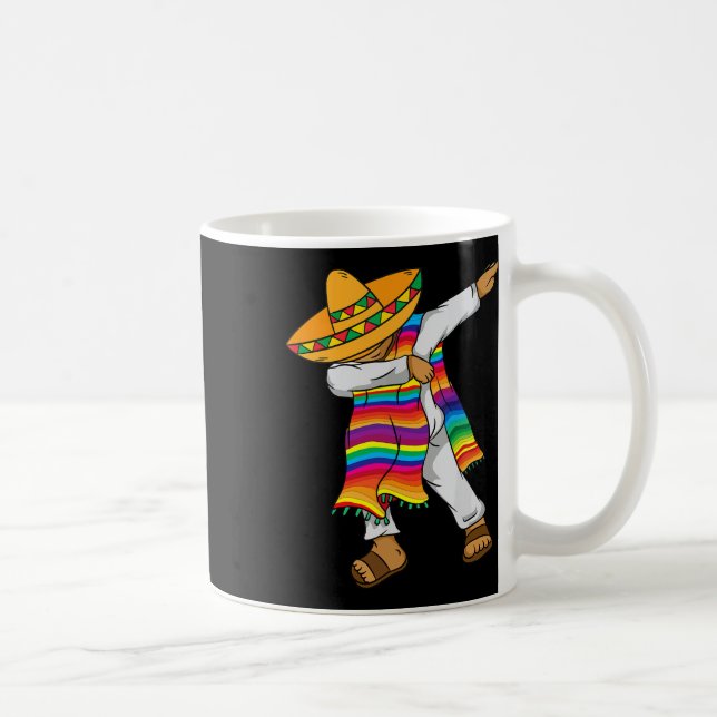 Taza De Café Cinco De Mayo Dabbing Niños Poncho mexicanos peque (Derecha)