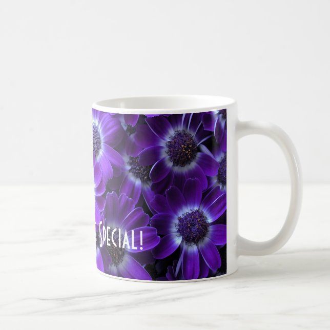 Taza De Café Cinerarias blancas moradas (Derecha)