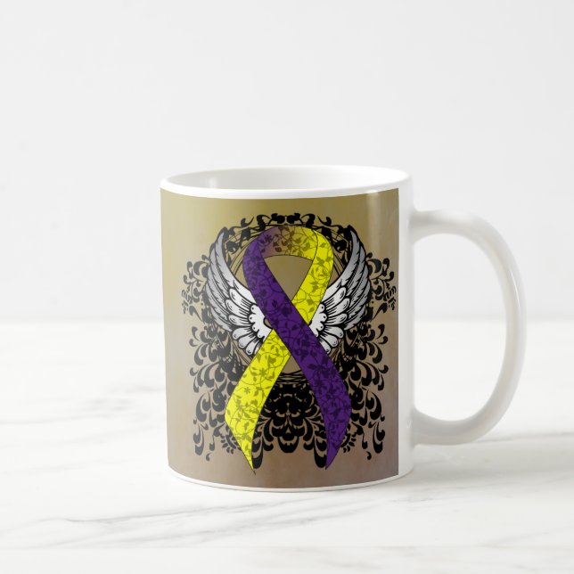 Taza De Café Cinta de conciencia morada y amarilla con alas (Derecha)