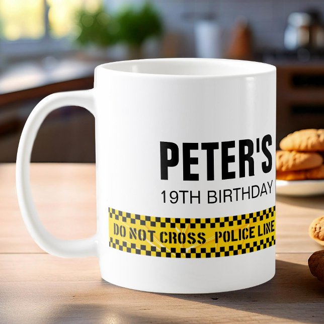 Taza De Café Cintas amarillas de policía cumpleaños (Subido por el creador)