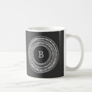 Taza De Café Círculos de espárragos merry y brillantes Monogram