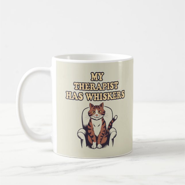 Taza De Café Cita de gato escueta "Mi terapeuta tiene sacudidas (Izquierda)