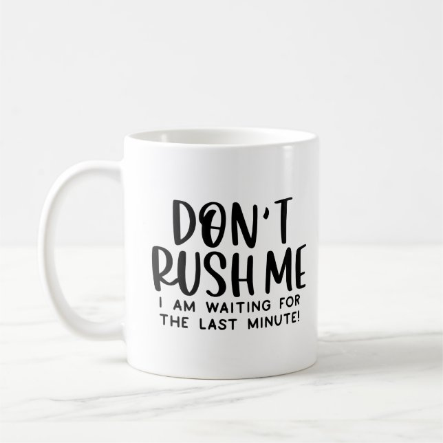 Taza De Café Cita de trabajo sarcástica - Esperando el último m (Izquierda)