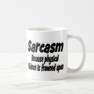 Taza De Café Cita divertida de sátira tipografía negra