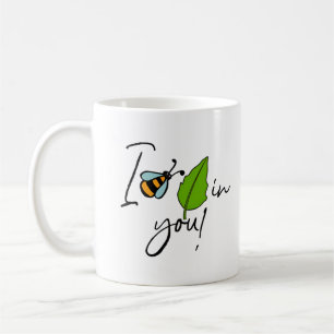 Taza De Café Cita divertida y positiva de un lindo abeja hoja e