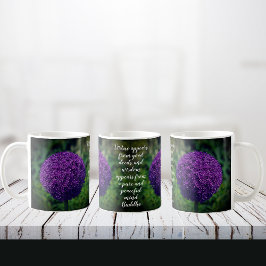 Taza De Café Cita motivacional de la flor de color púrpura perf