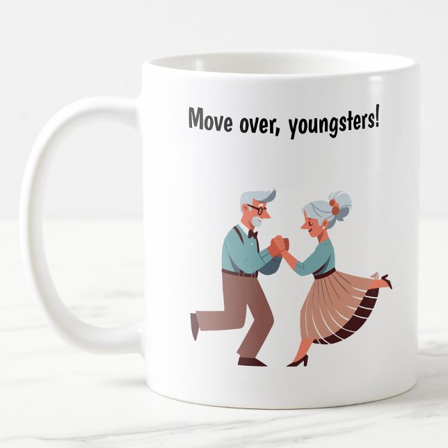 Taza De Café Ciudadanos Mayores con Espíritu Joven Bailando (Subido por el creador)