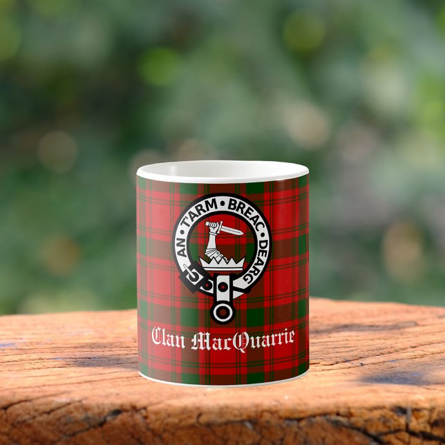 Taza De Café Clan MacQuarrie Tartan y Escudo (Subido por el creador)