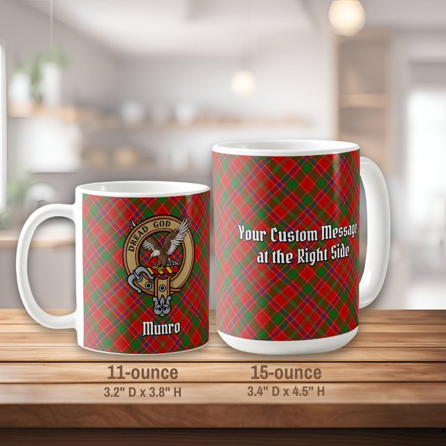 Taza De Café Clan Munro Crest over Tartan (Subido por el creador)