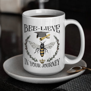 Taza De Café Clase de 2024 Photo Bee-lieve en tu carrera