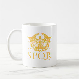 Taza de café clásica con emblema del águila romana