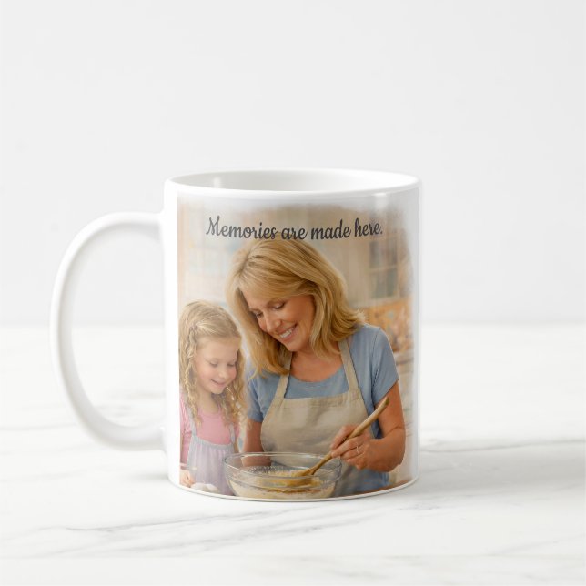 Taza De Café Classic Mug, Grandma Love/ Memories Are Made Here (Izquierda)
