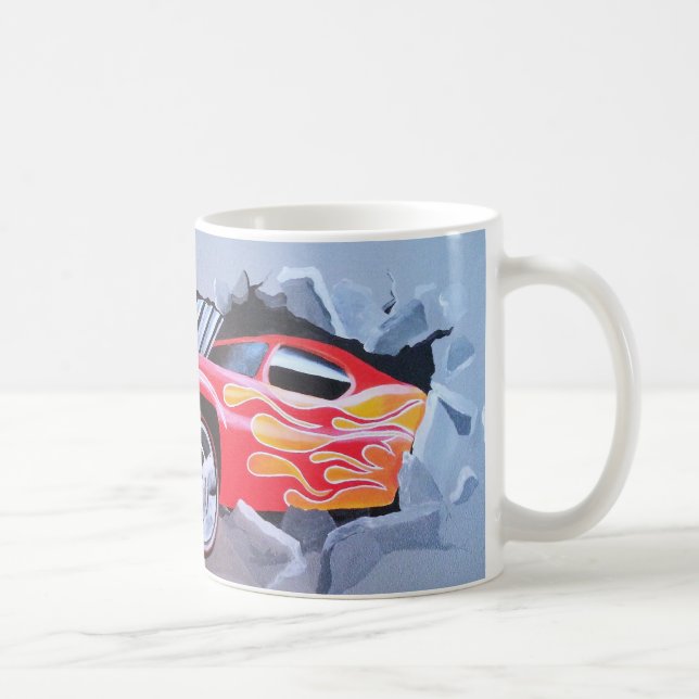 Taza De Café Coche estrellado a través de la pared (Derecha)