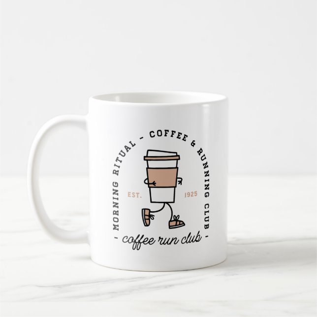 Taza De Café Coffee run club funny running lovers aesthetic (Izquierda)