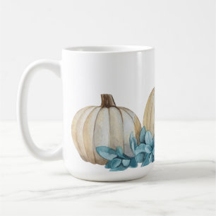 TAZA DE CAFÉ COLOR DEL AGUA BLANCO DE CAÍDA Y FLORES AZULES