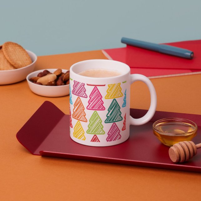 Taza De Café Coloridos árboles de navidad esquemáticos (Subido por el creador)
