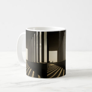 Taza De Café Columnas de sombra