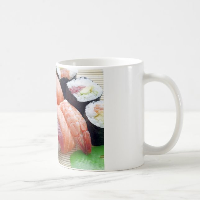 Taza De Café Comida Japonesa Asiática Cruda Sashimi Fresca Roll (Derecha)