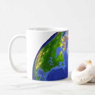 Taza De Café Completa La Tierra Mostrando Datos Topográficos.
