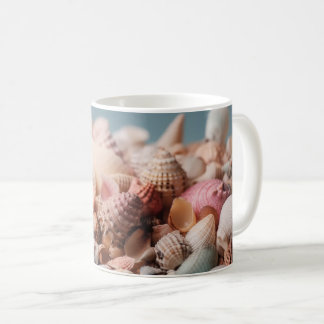 Taza De Café Composición de conchas de formas únicas