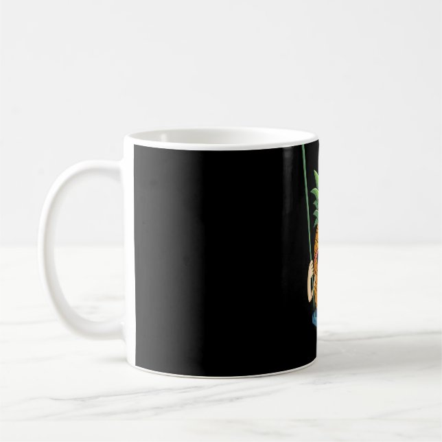 Taza De Café compulsivo columpio de piña barnizante Mug (Izquierda)