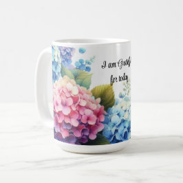 Taza de café con acuarela de hortensias de gratitu