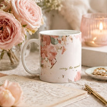 Taza de café con acuarela floral sonrosada suave r