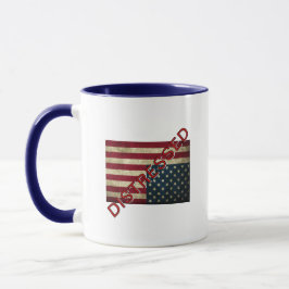 Taza de café con bandera estadounidense en señal d