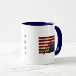 Taza de café con bandera estadounidense en señal d