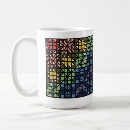 Taza de café con bloques de colcha de colores oscu
