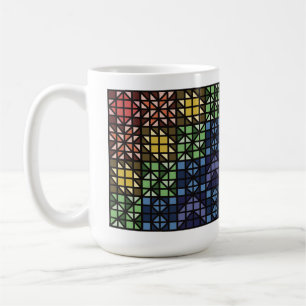 Taza de café con bloques de colcha de colores oscu