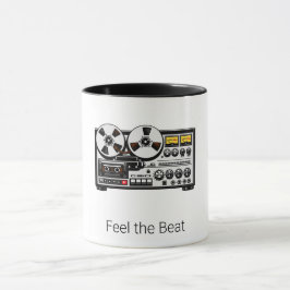 Taza de café con cinta de audio retro Feel the Bea