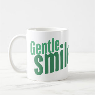 Taza de café con cita inspiradora de sonrisa suave