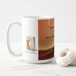 taza de café con cita inspiradora sobre arte