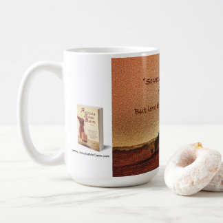 taza de café con cita inspiradora sobre arte