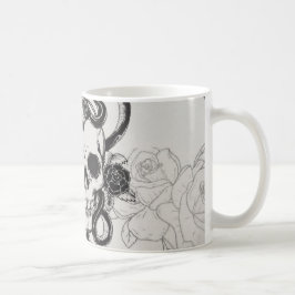 taza de café con cráneo