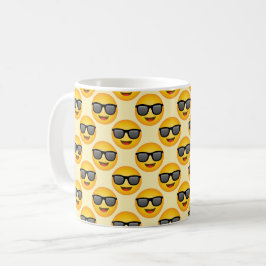 Taza de café con emoticono genial con gafas de sol