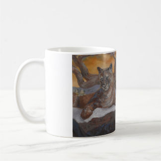 Taza de café con escena invernal de cougar de mont